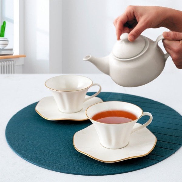 Güral Porselen Nesrin 12 Parça Çay Fincan Takımı