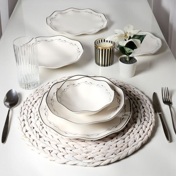 Güral Porselen Nesrin 24 Parça Yemek Takımı Siyah 8121