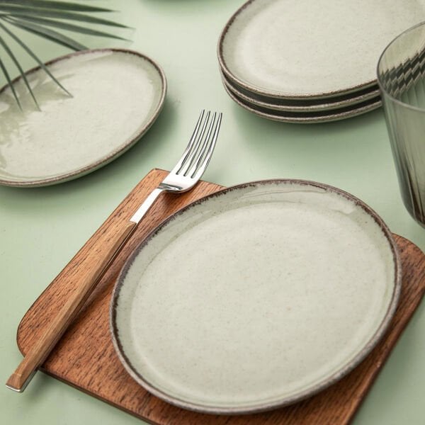 Kütahya Porselen Moderna 6 Parça 15 cm Pasta Tabağı Yeşil