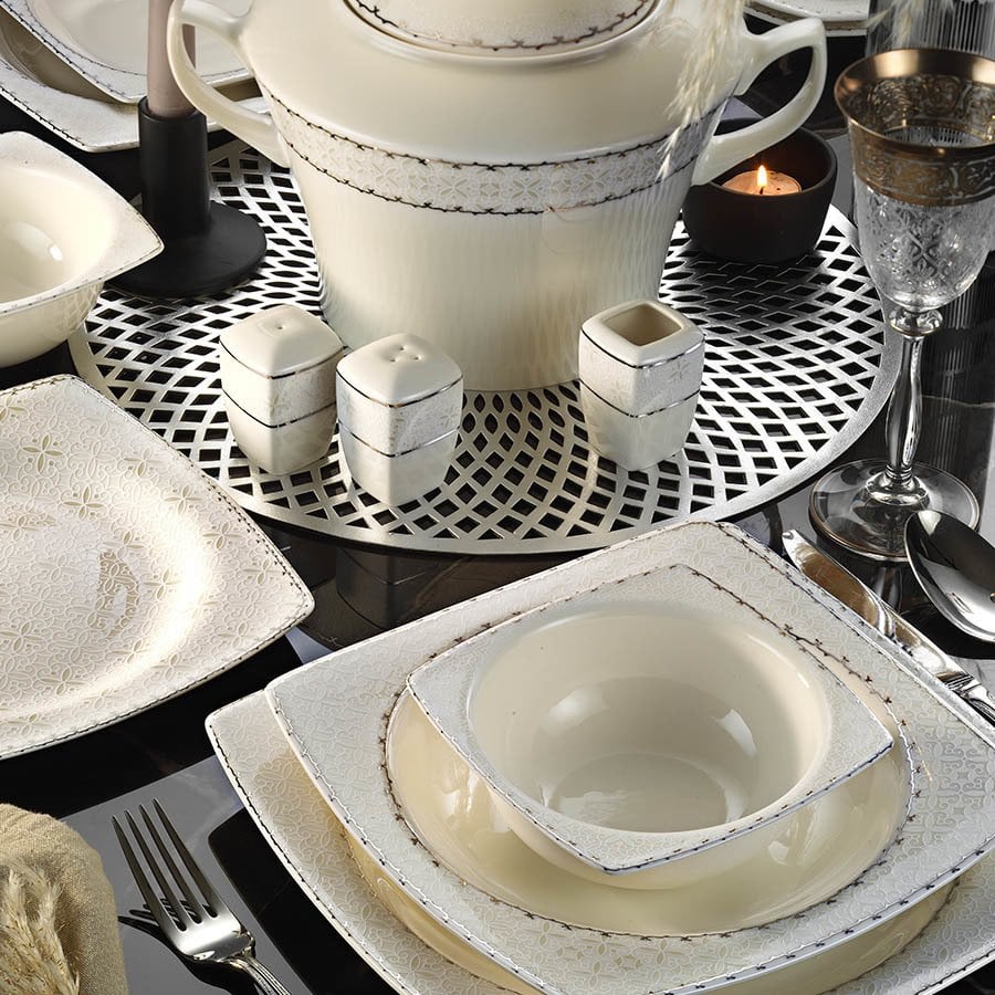 Kütahya Porselen Bone Mare 62 Parça 1136420 Desen Platin Fileli Yemek Takımı