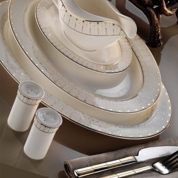 Kütahya Porselen Bone China 84 Parça 25135 Desenli Yemek Takımı