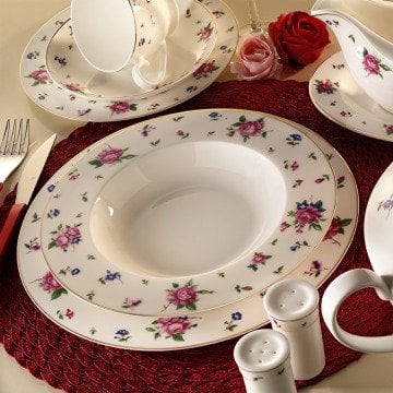 Kütahya Porselen Bone China 84 Parça 25140 Desenli Yemek Takımı