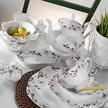 Kütahya Porselen Bone China 44 Parça 50101 Desen Kahvaltı Takımı
