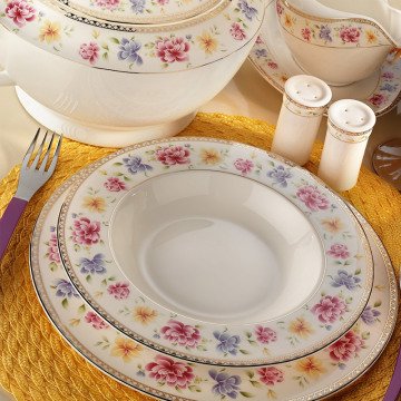 Kütahya Porselen Bone China 84 Parça 25137 Desenli Yemek Takımı