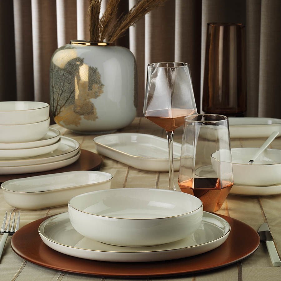 Kütahya Porselen Bone Moderna Altın Fileli 26 Parça Yemek Takımı