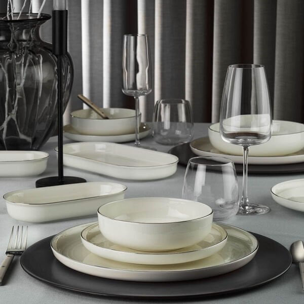 Kütahya Porselen Bone Moderna 26 Parça Platin Fileli Yemek Takımı