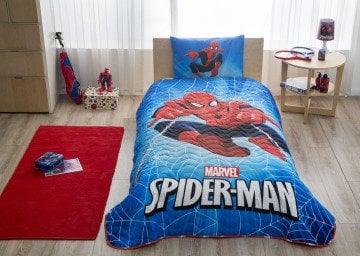 Taç Lisanslı Spiderman Skyscaper Yatak Örtüsü Seti