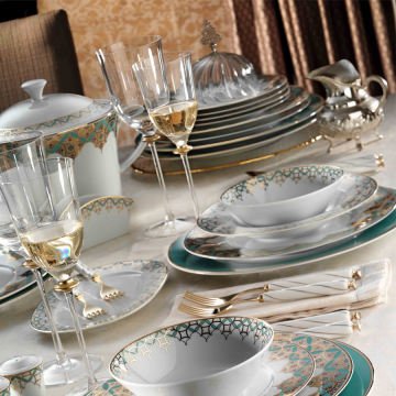 Kütahya Porselen İris 97 Parça 8839 Desen Yemek Takımı