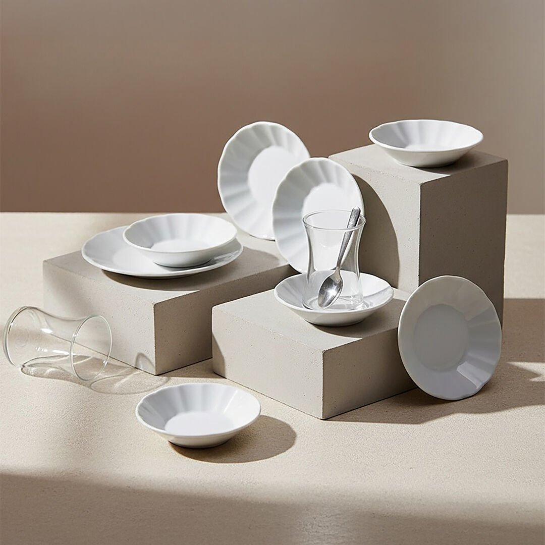 Güral Porselen Acem 6'lı Çay Tabağı Seti