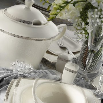 Kütahya Porselen Bone Mare 62 Parça 9682 Desenli Yemek Takımı